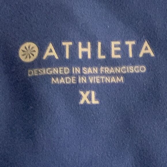 ATHLETA, Xl, side pockets with front stash pocket, great condition - Picture 4 of 8